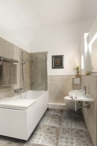 Moderne und exklusive Badgestaltung durch Kastner Sanitär und Heizung